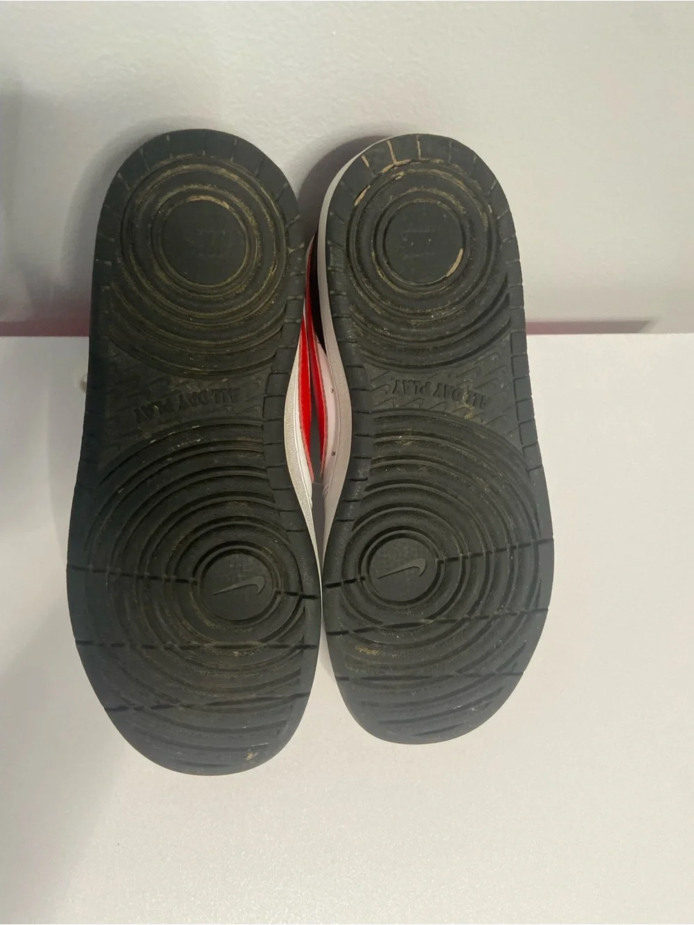 Nike Boys Big Kid Court Borough Mid 2 Sneakers, Size : 6Y